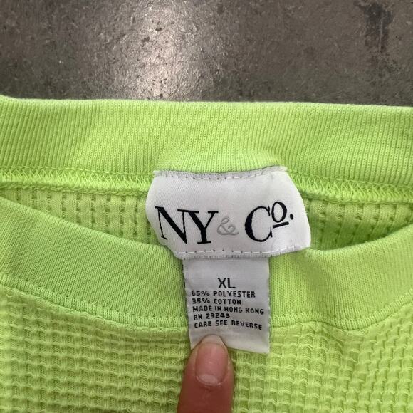 Vintage Y2k New York And Co Waffle Knit Lime Green Embroidered Graphic Tee XL - Picture 3 of 5